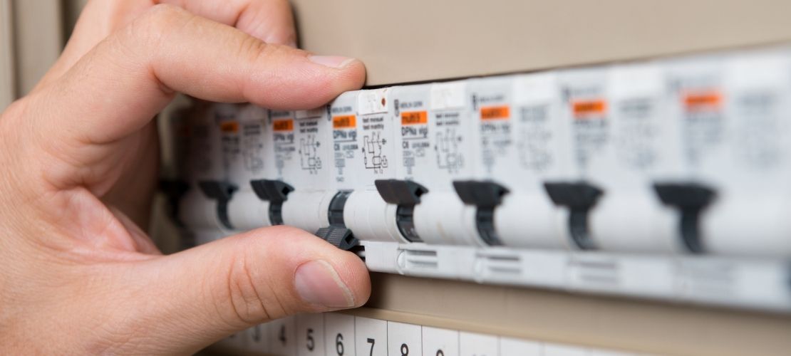 Le tableau électrique doit souvent être augmenté