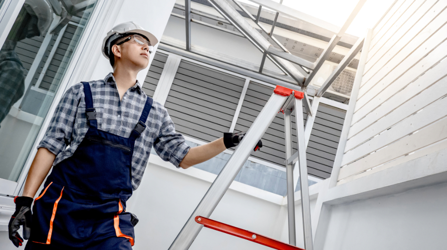 Artisans du bâtiment : comment fidéliser vos clients pendant la période creuse ?